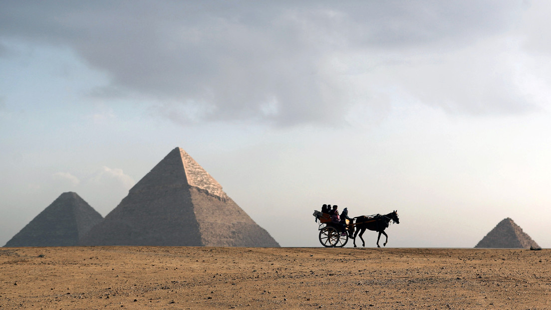 Musk afirma que las pirámides de Egipto fueron construidas por extraterrestres, el gobierno le responde